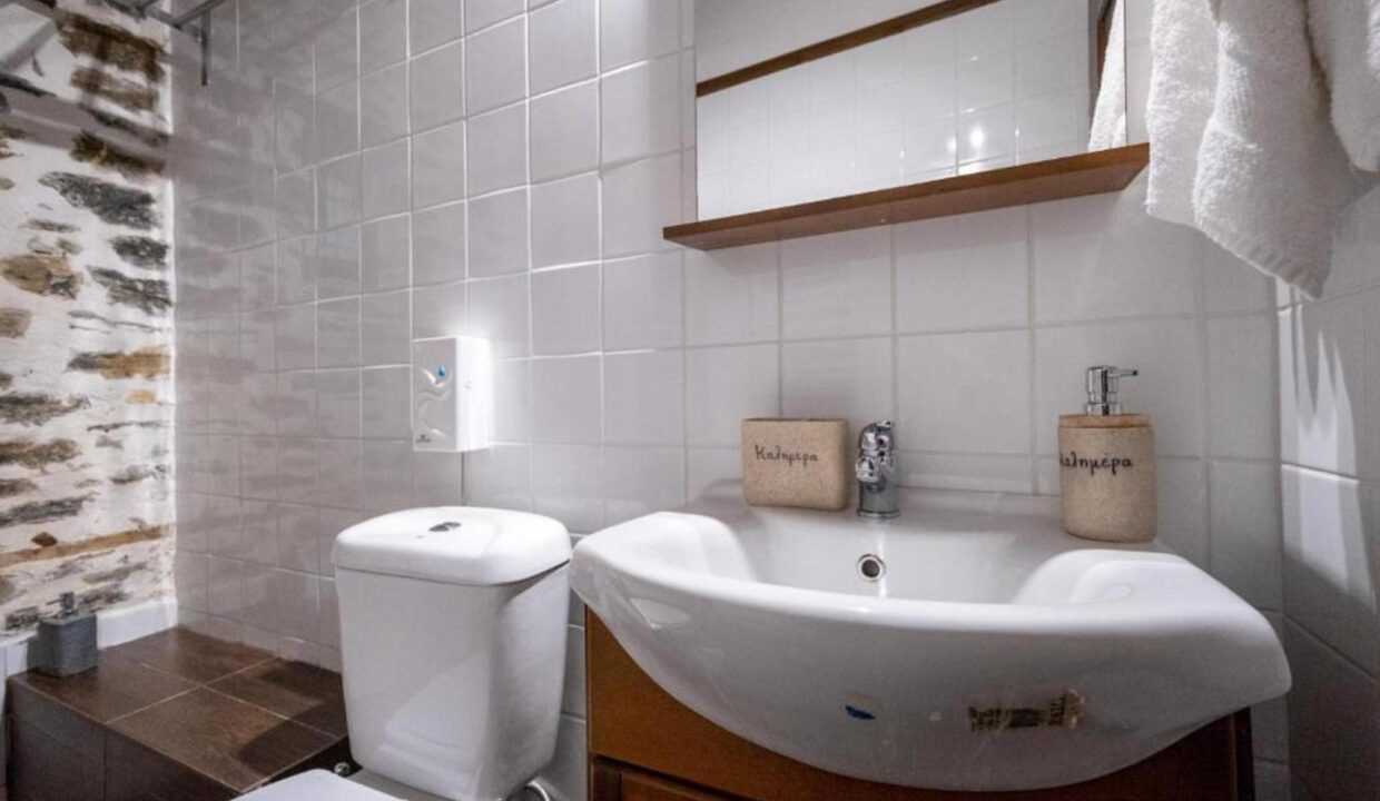 Bath_Room_Suite_ARCHONTIKON_Pelion_Archontiko_Michael_Vizitsa