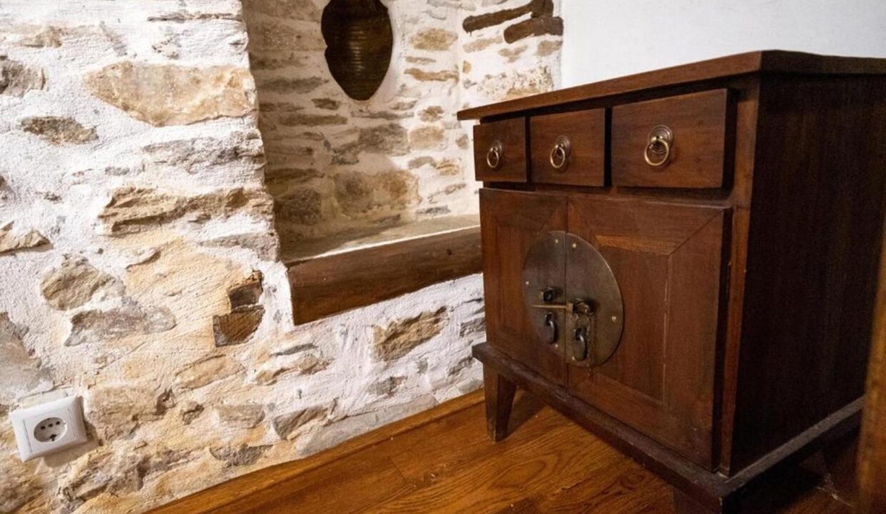 Decor4_Suite_ARCHONTIKON_Pelion_Archontiko_Michael_Vizitsa