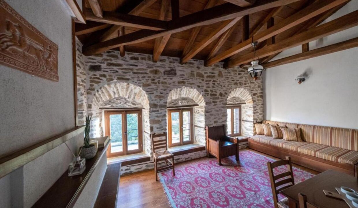 Living_Room_Suite_ARCHONTIKON_Pelion_Archontiko_Michael_Vizitsa