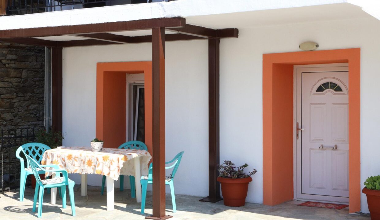 Accommodation3_Nikolaou_Apartments_Ground_Floor_Keramidi_Pelion