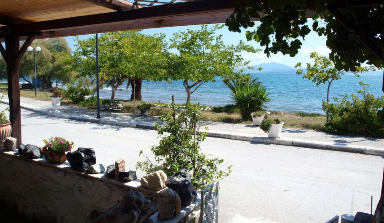 BeachFront_Alonaki_Seafront_Cottage_Anchialos
