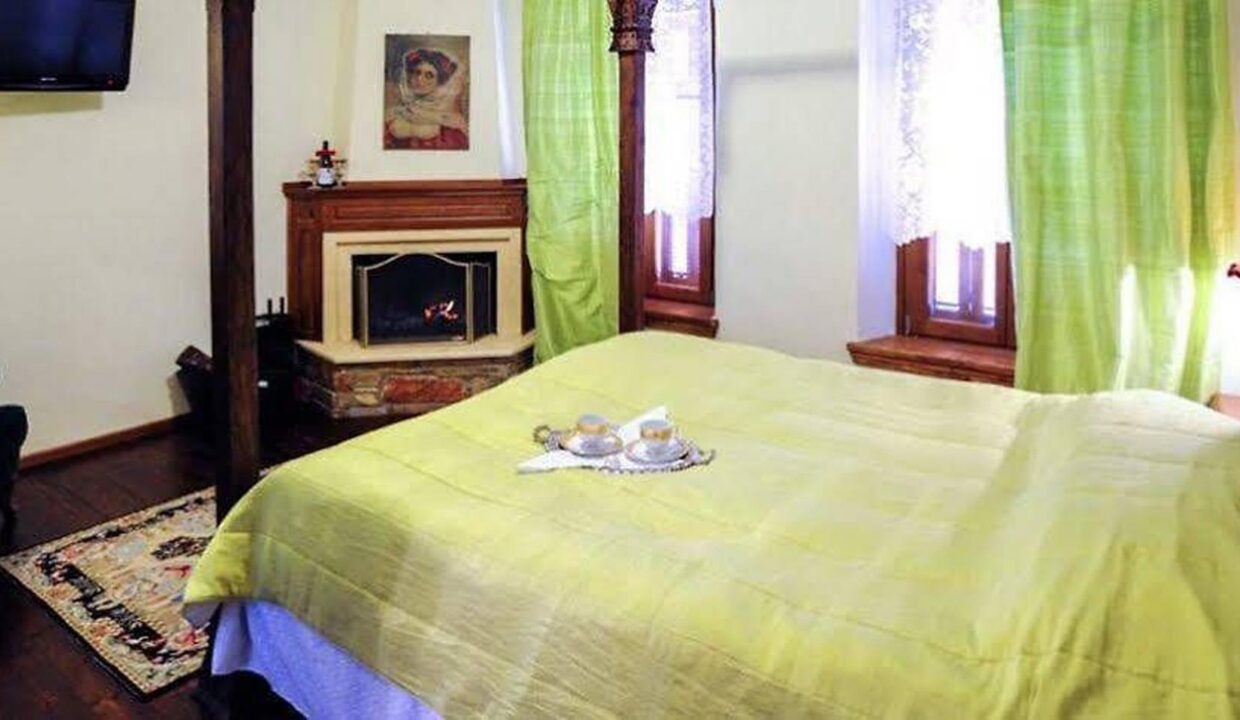 Bed_Room2_Archontiko_Polyzos_Zerbera
