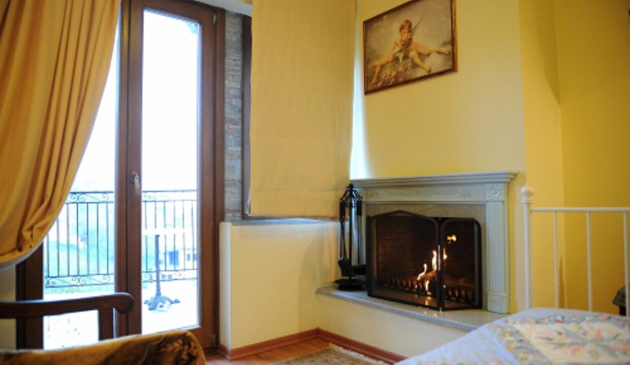 Bed_Room3_Archontiko_Polyzos_Freza