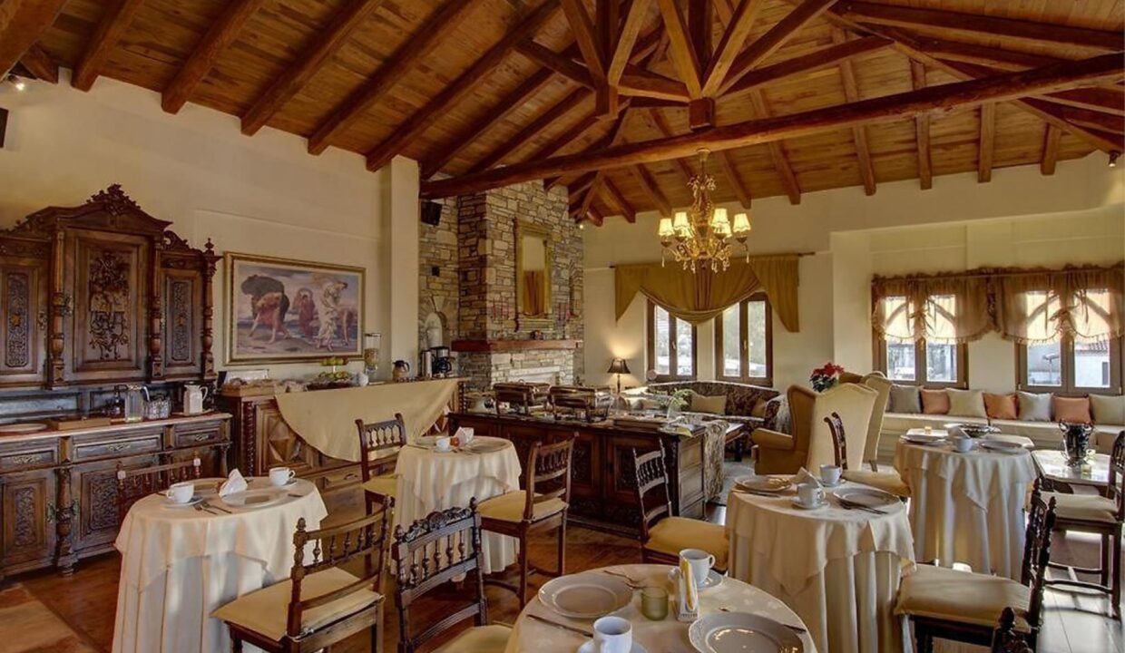 DInningRoom_Archontiko_Polyzos_Irida