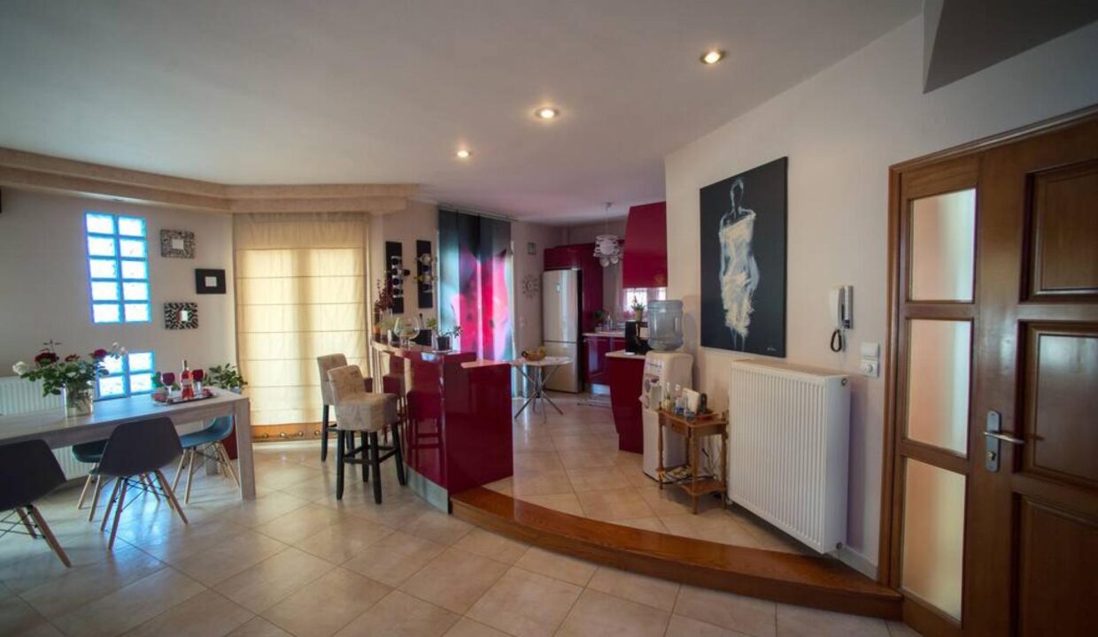 Dinning_Room_Volos_Lux_Apartment_Magnesia
