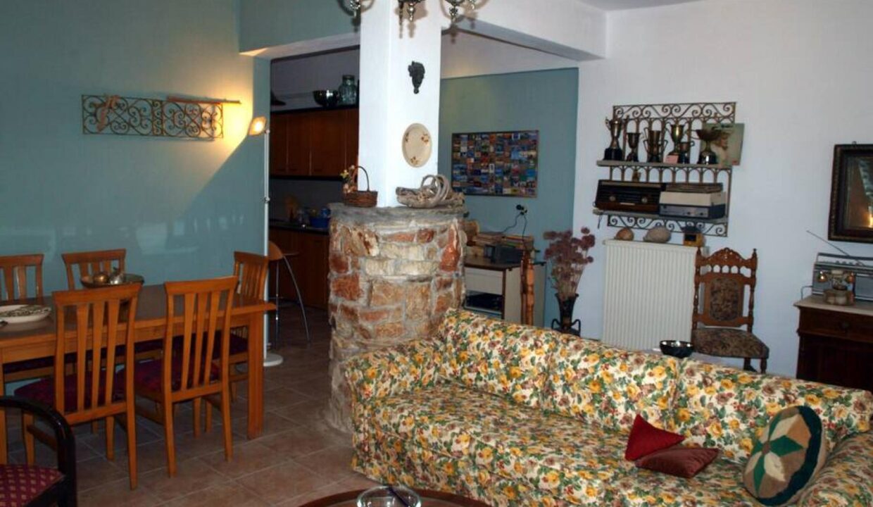 Living_Room2_Alonaki_Seafront_Cottage_Anchialos