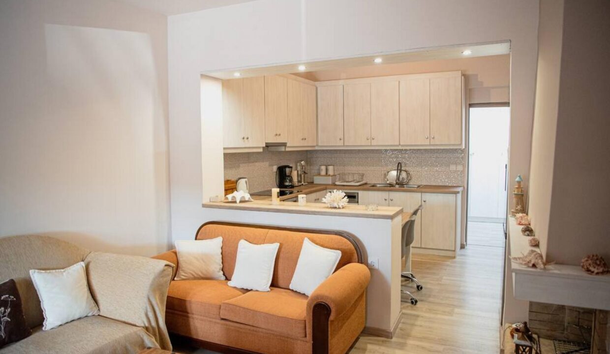 Living_Room_Bettys_Four_Seasons_Agria