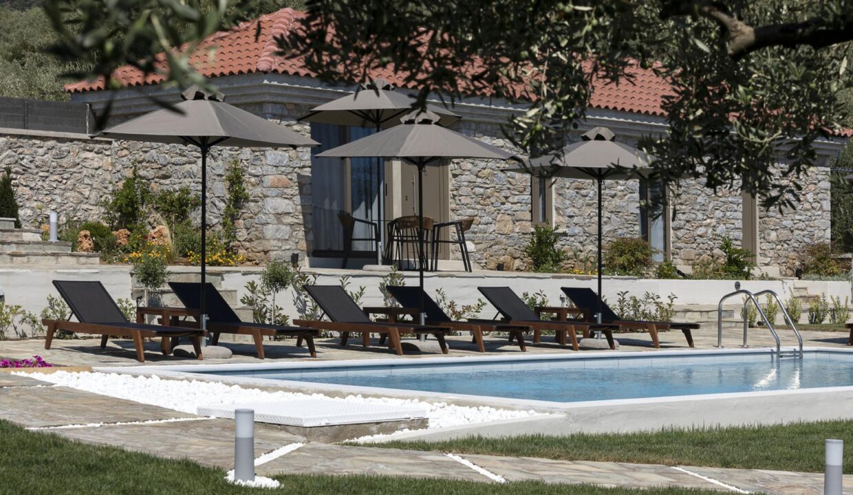 Private_Swimming_Pool_Lichnos_Luxury_Studio_Nies_Magnesia
