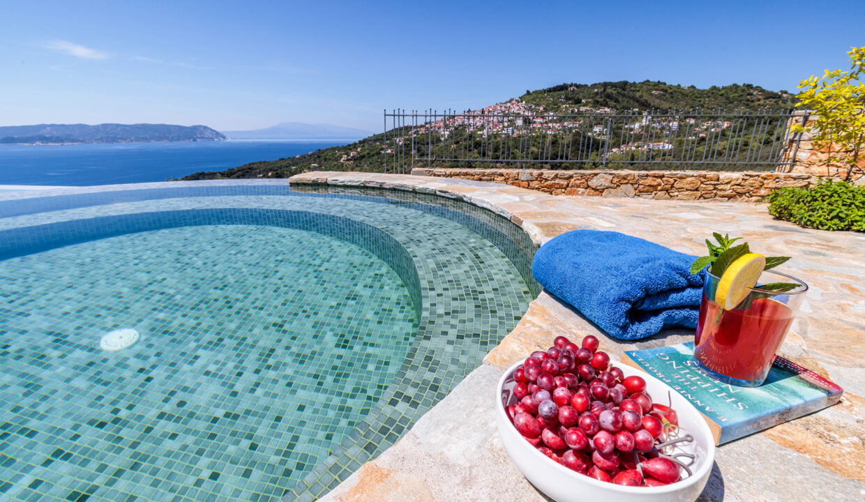 Rodon_Luxury_Villas_Aura_Skopelos_Glossa_Swimming_Pool2