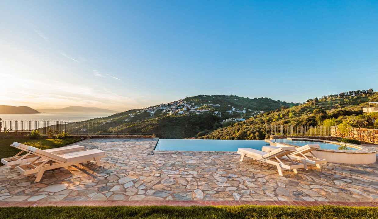 Rodon_Luxury_Villas_Aura_Skopelos_Glossa_Swimming_Pool6