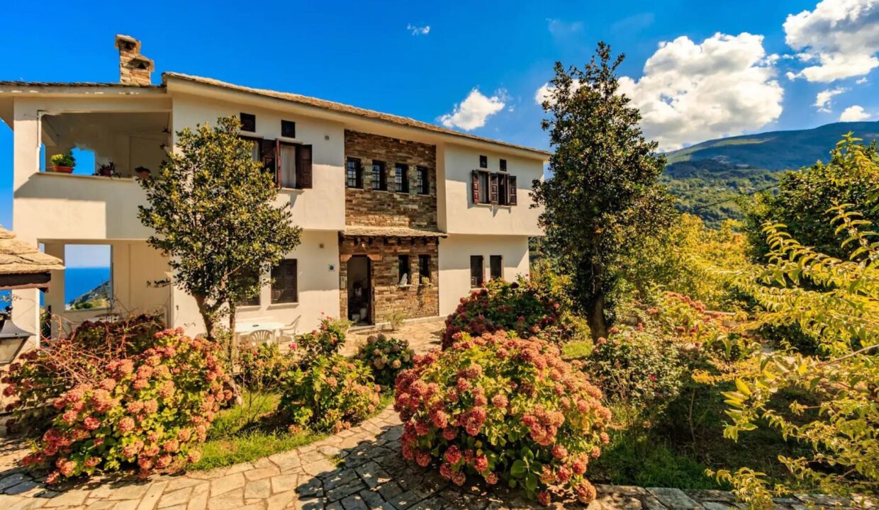 dac55e90d2d2f352a491a1de42f9dbd5