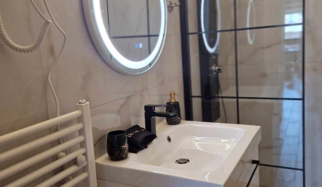 Volos_Terra_Deluxe_Bathroom3