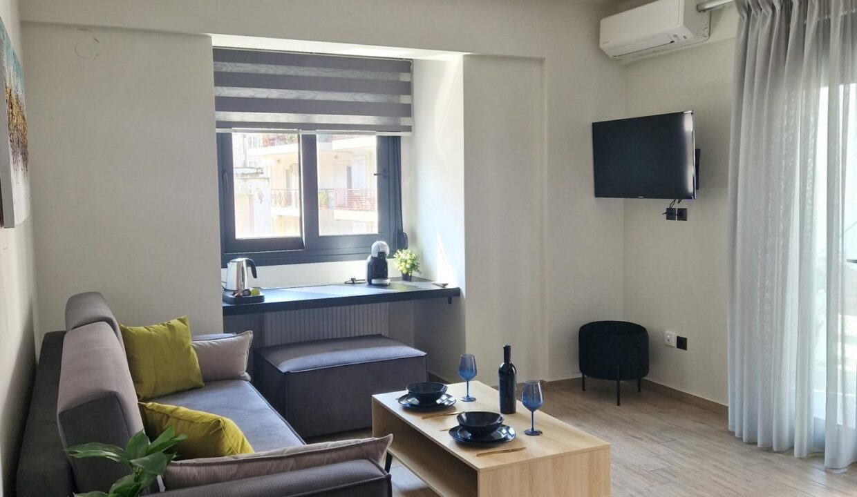 Volos_Terra_Deluxe_Living_Room3