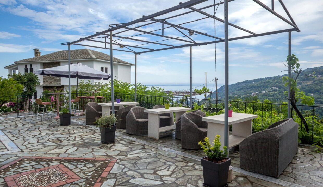 terrace_1_Paradeisos_Αpartment_with_Sea_View